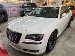 کرایسلەر 300